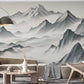 Abstrakte Fototapete mit Bergmotiv in Grautönen „Nebelhorizont“