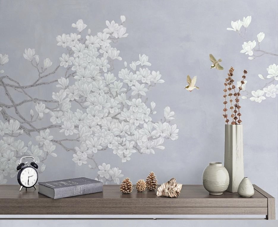 Helle Fototapete mit Magnolienblüten, Fototapete mit blühendem Zweig „Magnolien im Morgenlicht“