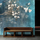 Blaue Fototapete mit Magnolienblüten im asiatischen Stil „Himmlische Magnolie“