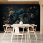 Dunkle Blumentapete, luxuriöses florales Wandbild mit 3D-Effekt, abziehbare und aufklebbare Tapete, selbstklebendes Wandbild in Blau und Gold, abnehmbare Tapete, modernes Wandbild fürs Wohnzimmer